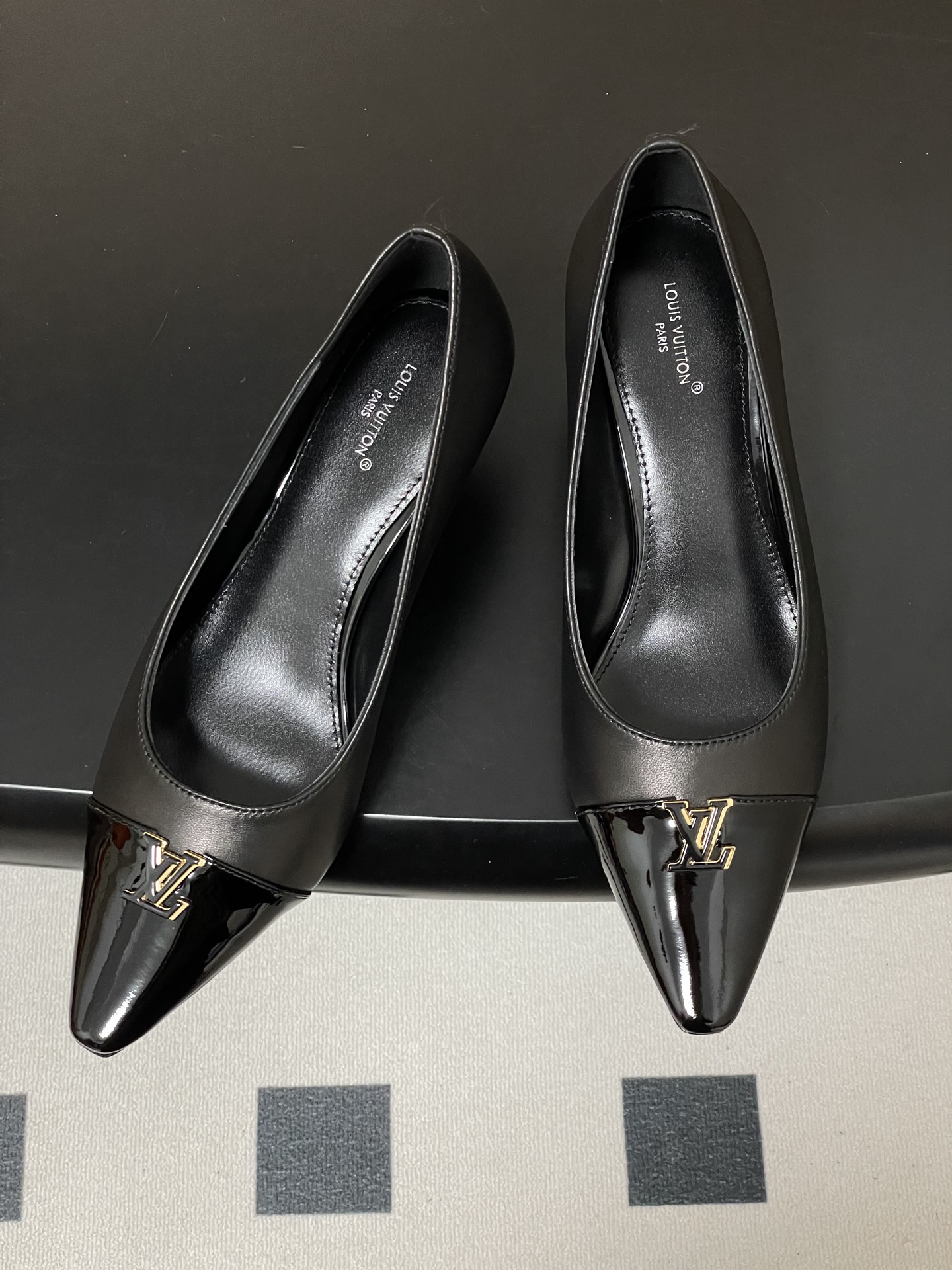 Women's high heels